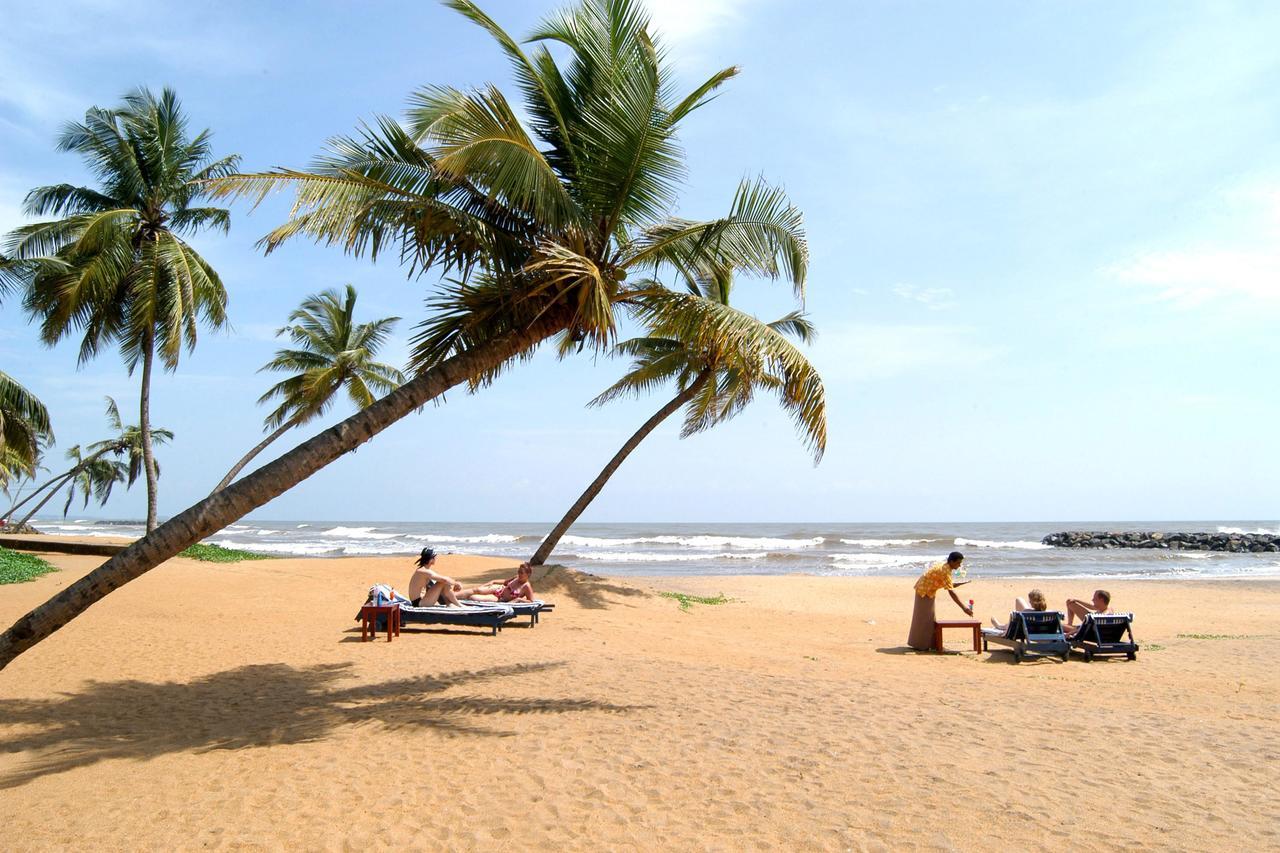 Rainbow Beach Hotel เนกอมโบ ภายนอก รูปภาพ